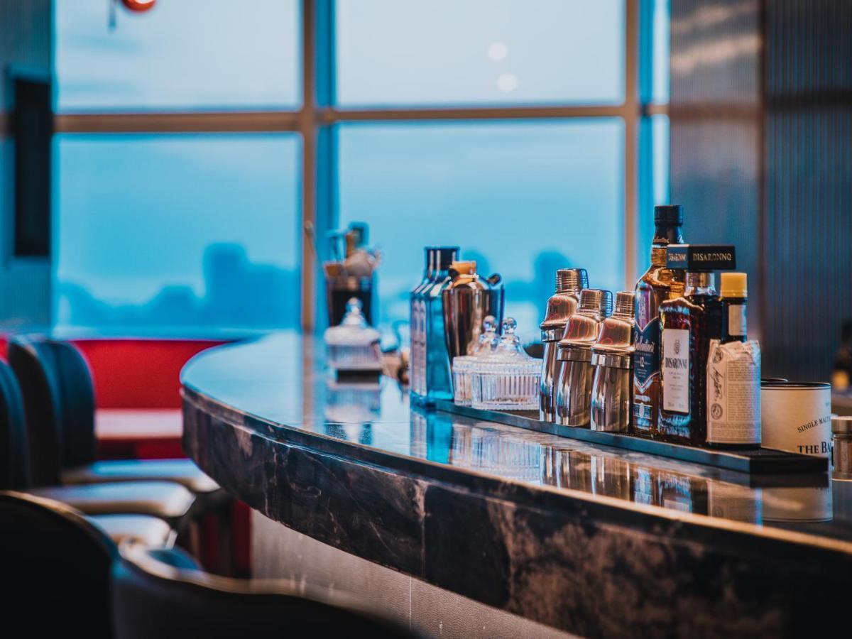 Radisson Red Hotel Zhuhai Gongbei Port Zewnętrze zdjęcie