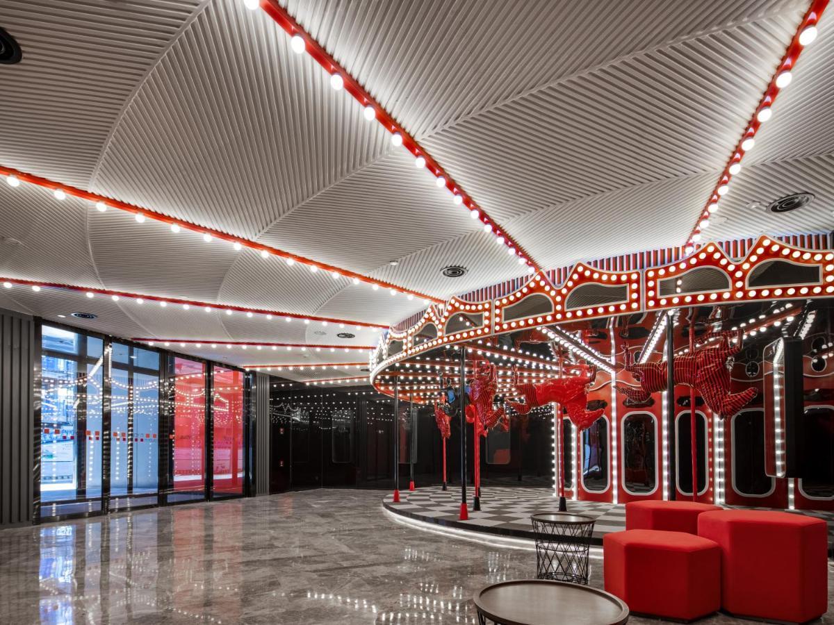Radisson Red Hotel Zhuhai Gongbei Port Zewnętrze zdjęcie