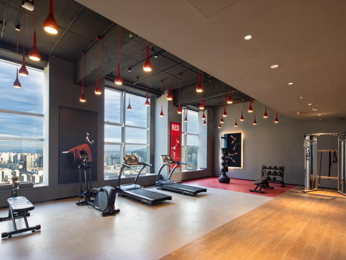 Radisson Red Hotel Zhuhai Gongbei Port Zewnętrze zdjęcie