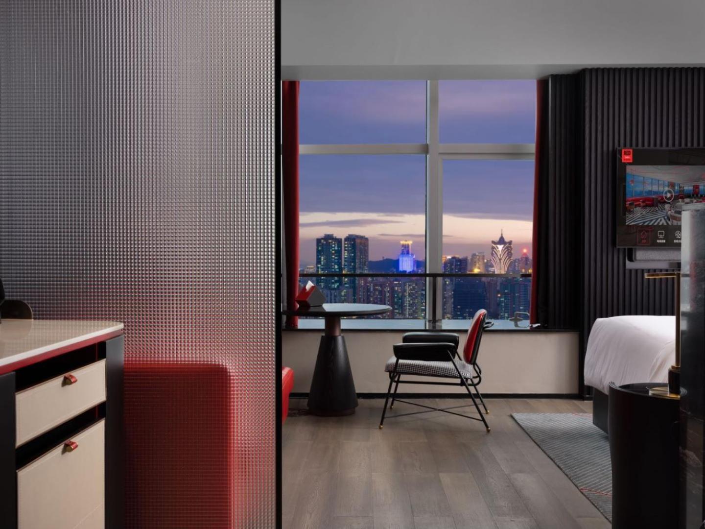 Radisson Red Hotel Zhuhai Gongbei Port Zewnętrze zdjęcie