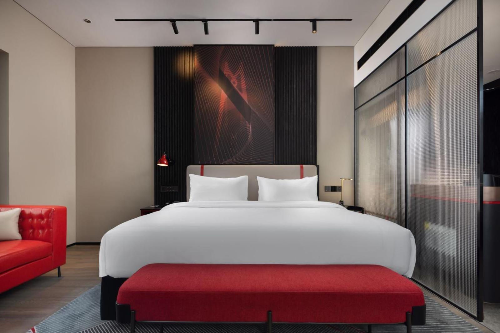Radisson Red Hotel Zhuhai Gongbei Port Zewnętrze zdjęcie