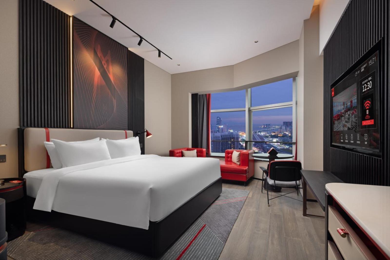 Radisson Red Hotel Zhuhai Gongbei Port Zewnętrze zdjęcie